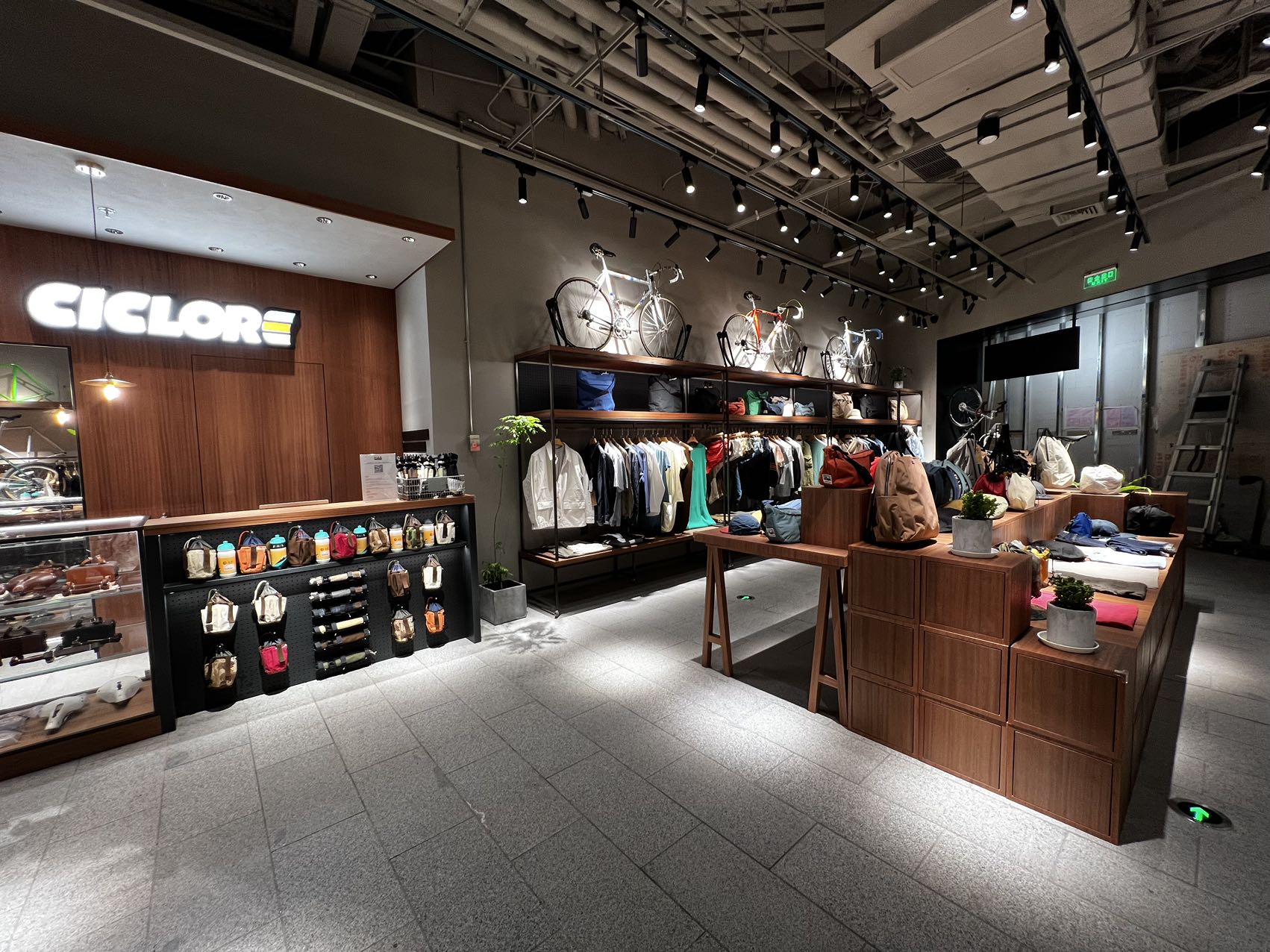 浦东嘉里店